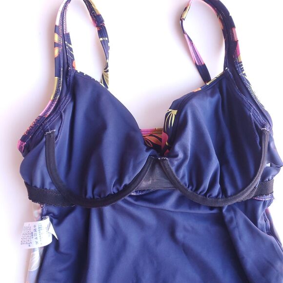 Lands End Tankini Swim Top Size 8 Deep Sea Jungle Print Blue Underwire NO PADS - Picture 5 of 11